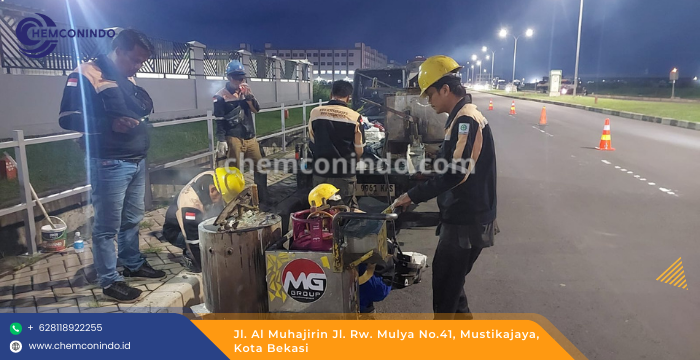 Aplikasi Marka Jalan Thermoplastic